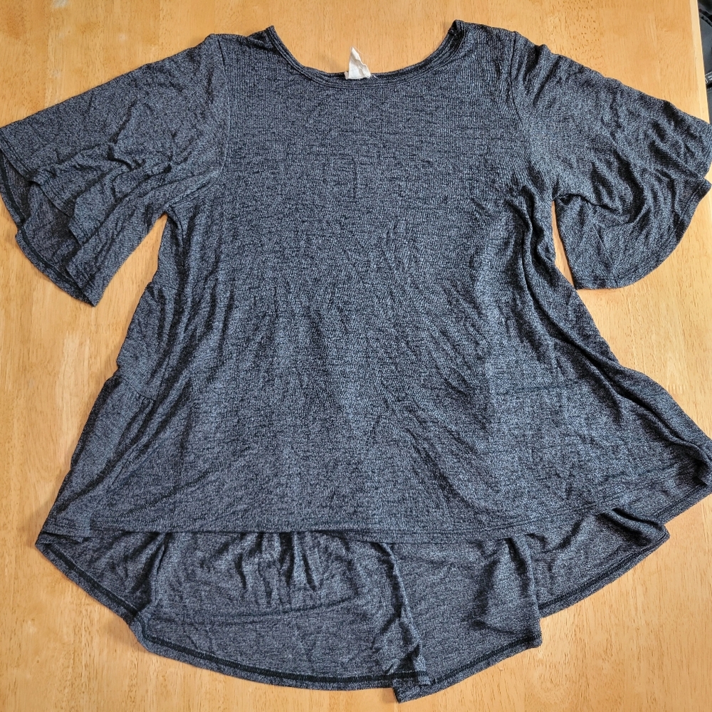 EUC Spade & heart gray peplum top shirt blouse